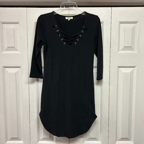 Heart & Hips Dresses & Skirts - HEART AND HIPS DRESS